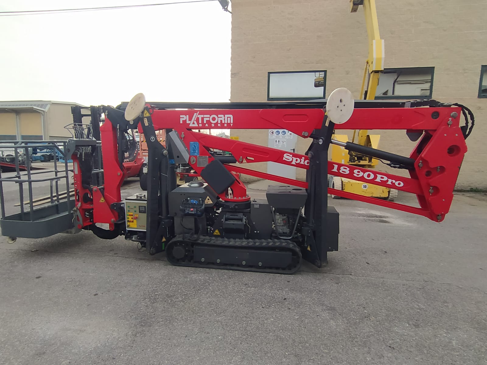 Piattaforma ragno PLATFORM BASKET 18.90 2018