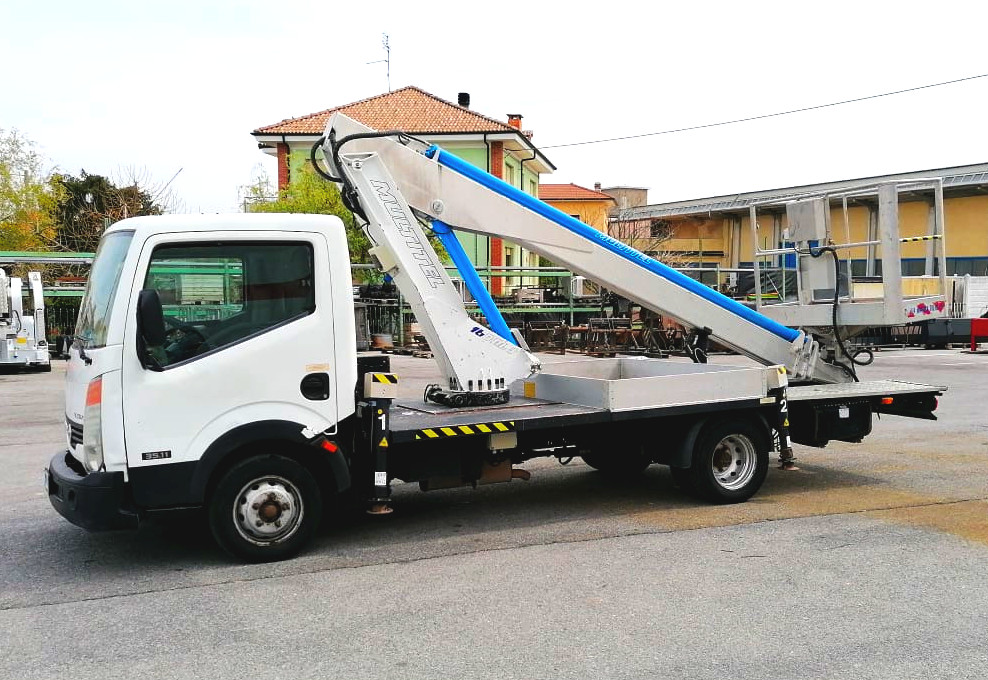 Piattaforma Autocarrata MULTITEL ALU 160 DS