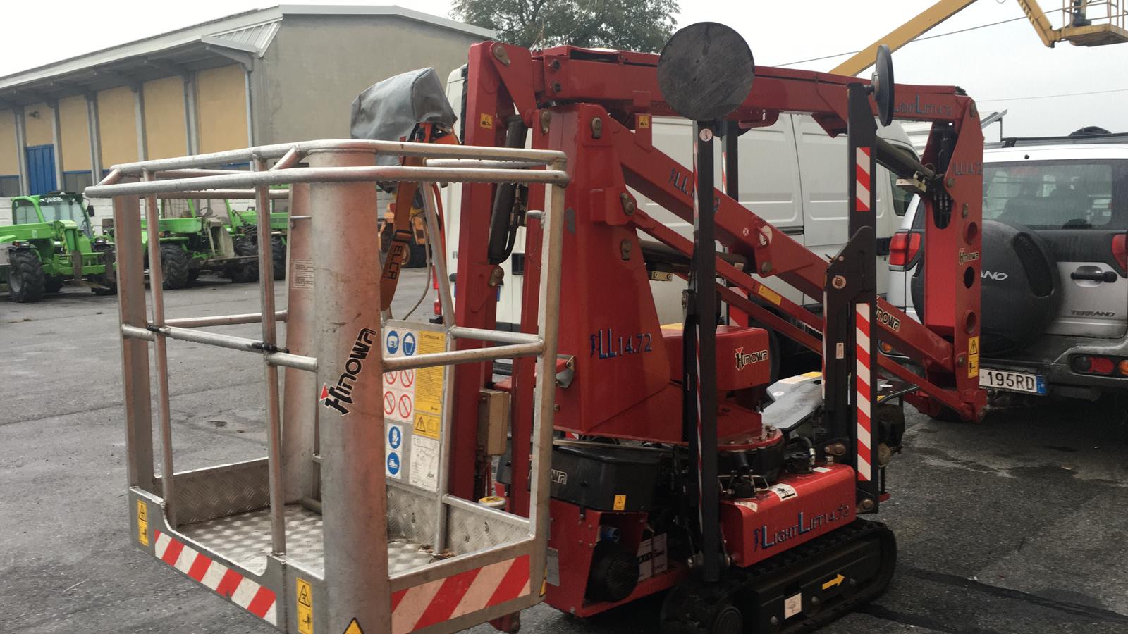 Piattaforma ragno cingolato Hinowa LL14.72 2009