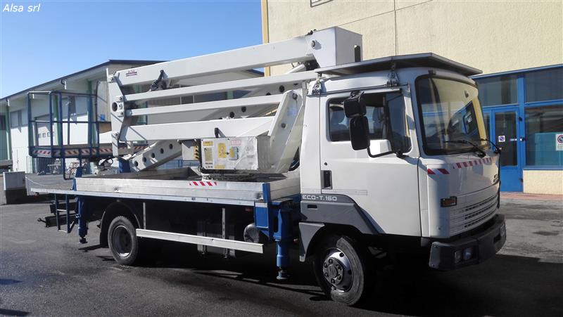 autocarrata usata Socage 25,0 su Nissan