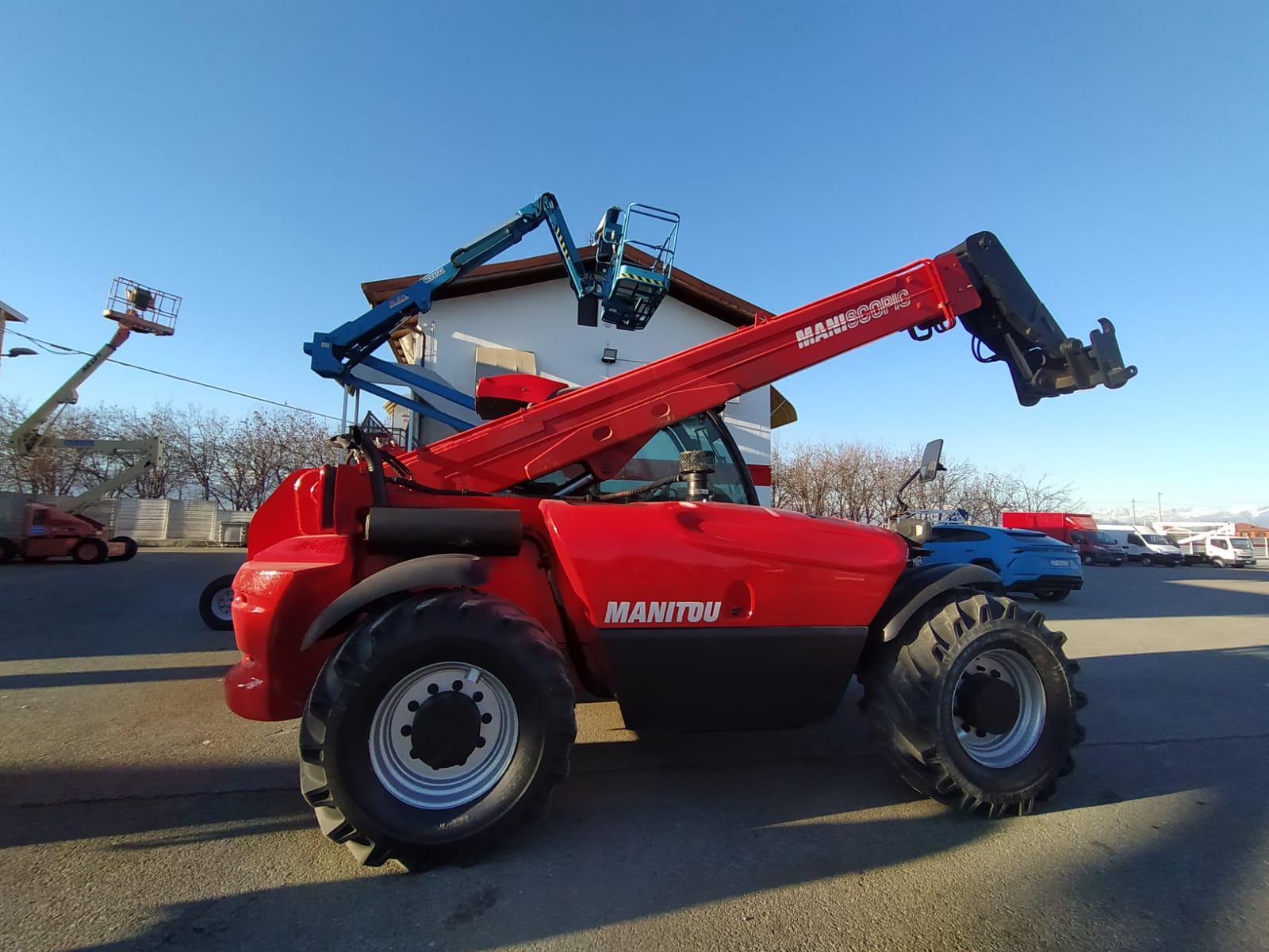 Sollevatore Telescopico fisso MANITOU MHT 950 2011