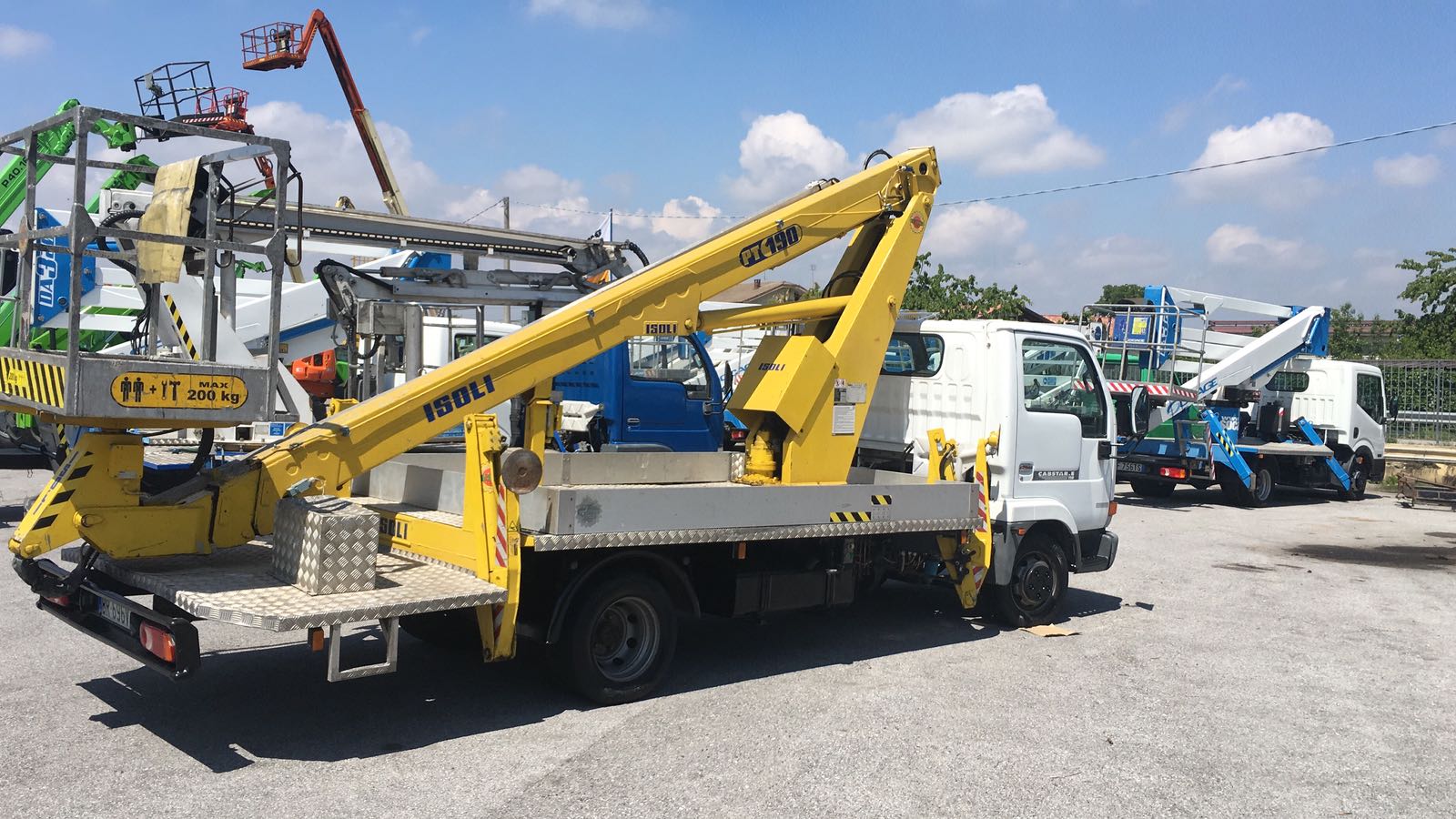 Piattaforma autocarrata ISOLI PT 190 2001
