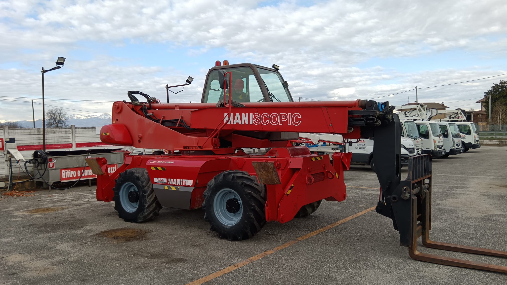 Sollevatore telescopico MANITOU 1635 ROTO 2006