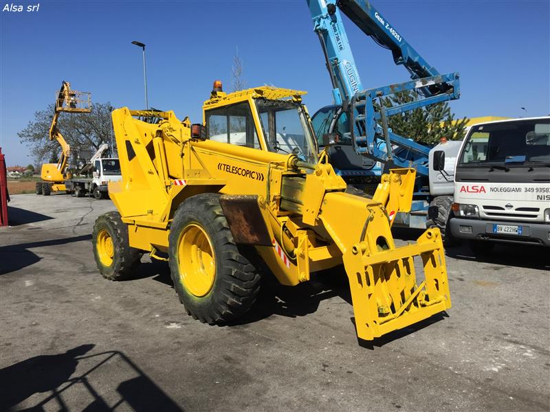 Sollevatore usato JCB 530B-4L
