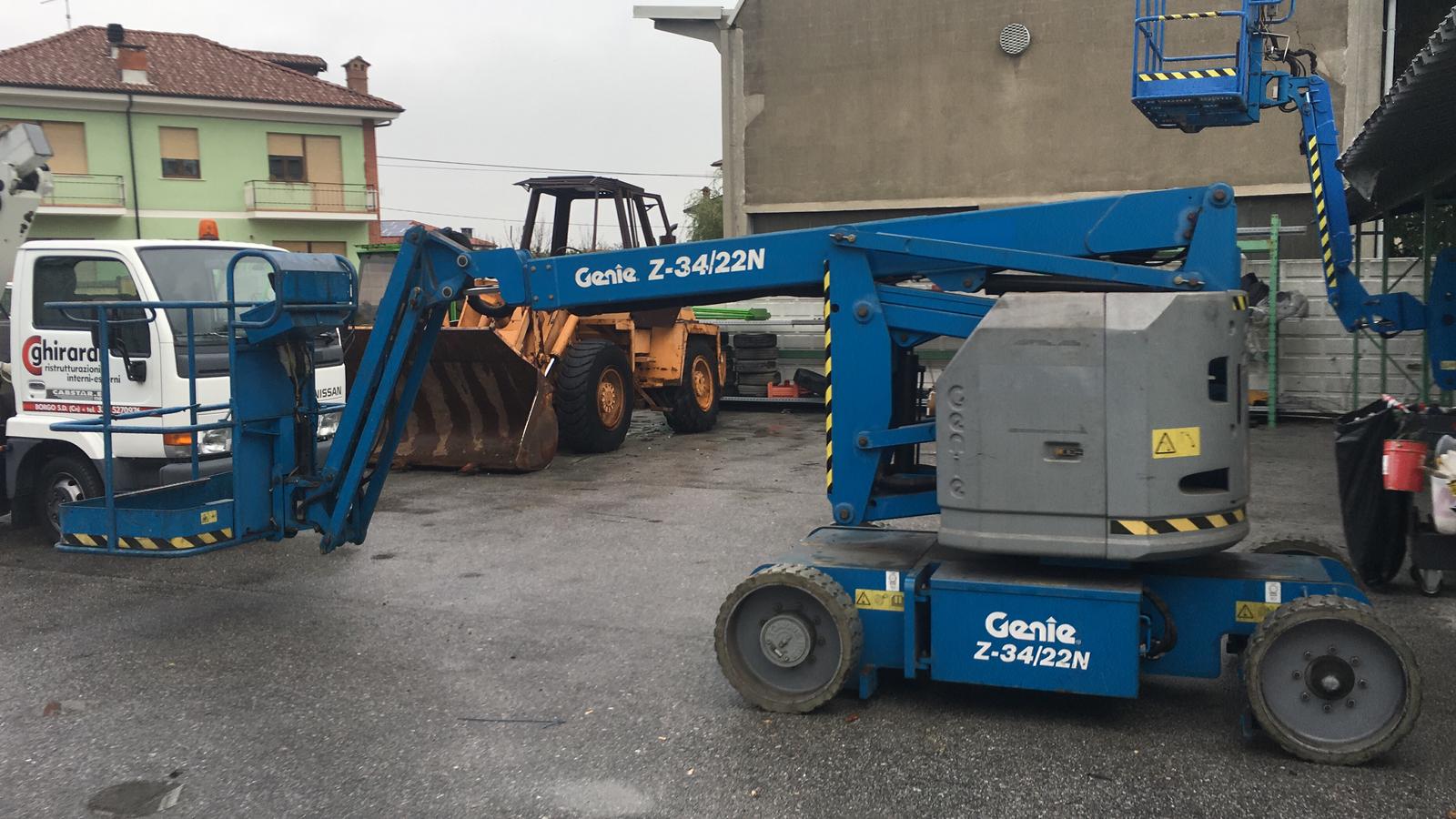 PIATTAFORMA SEMOVENTE GENIE Z34-22 N