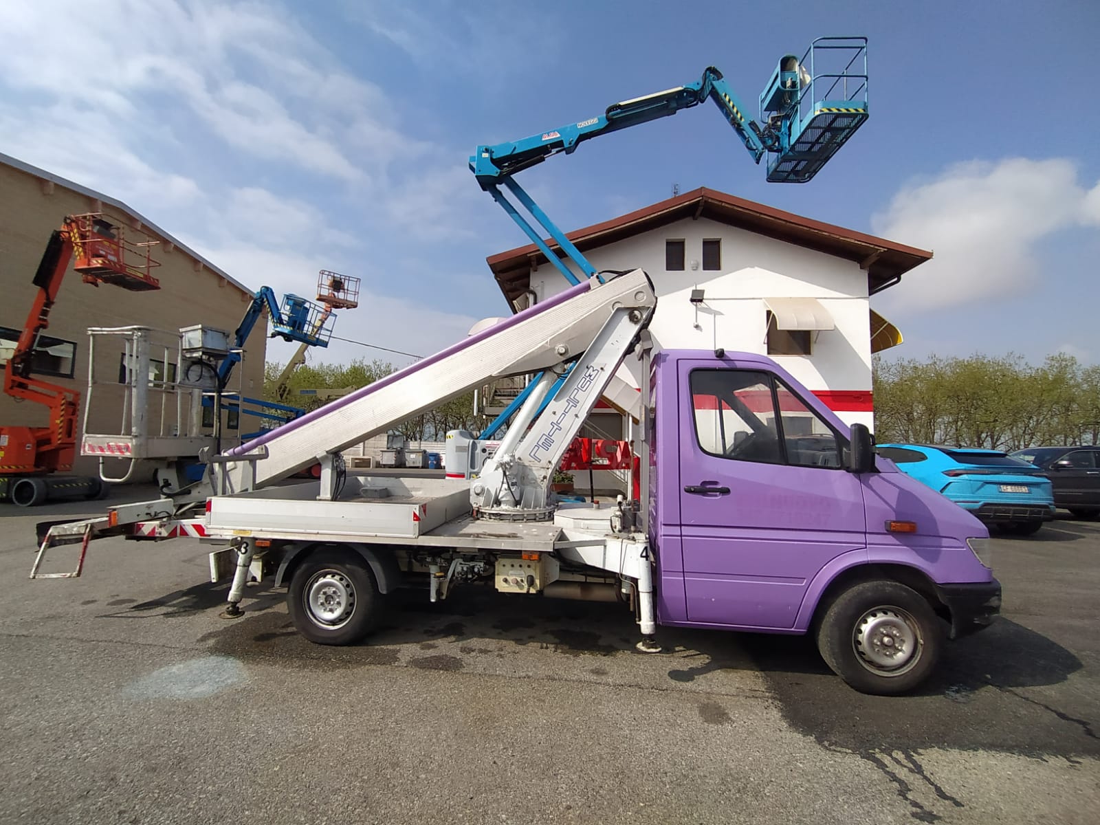 Piattaforma autocarrata telescopica Multitel Alu 160