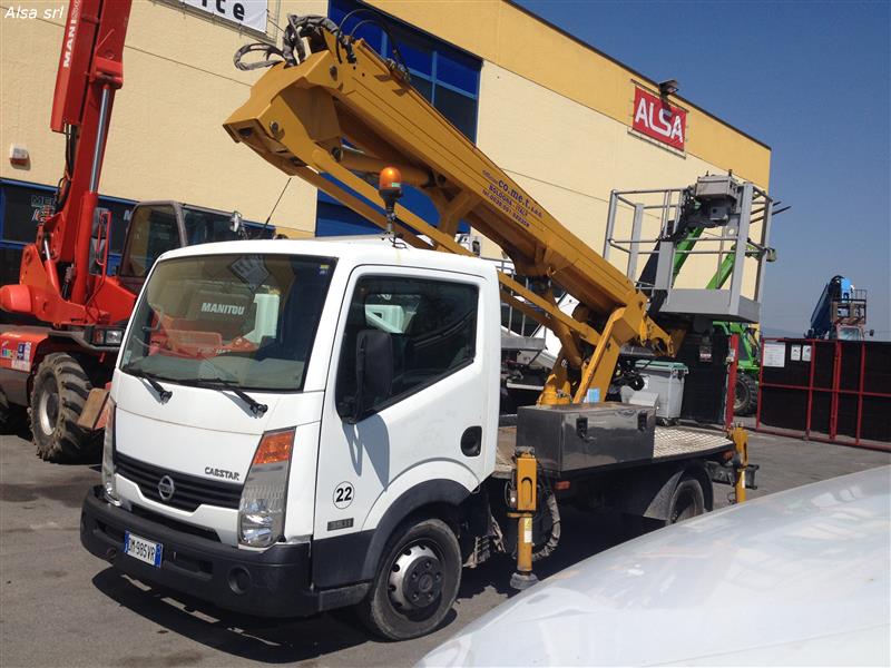 autocarrata usata Comet ESK19AT 2008
