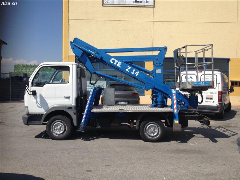 autocarrata usata CTE Z14 2004