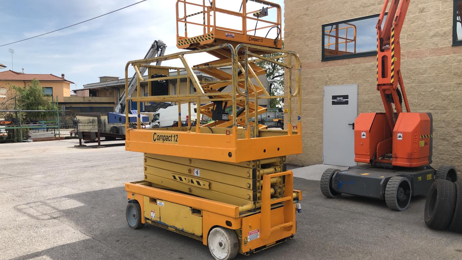 Verticale HAULOTTE COMPACT 12