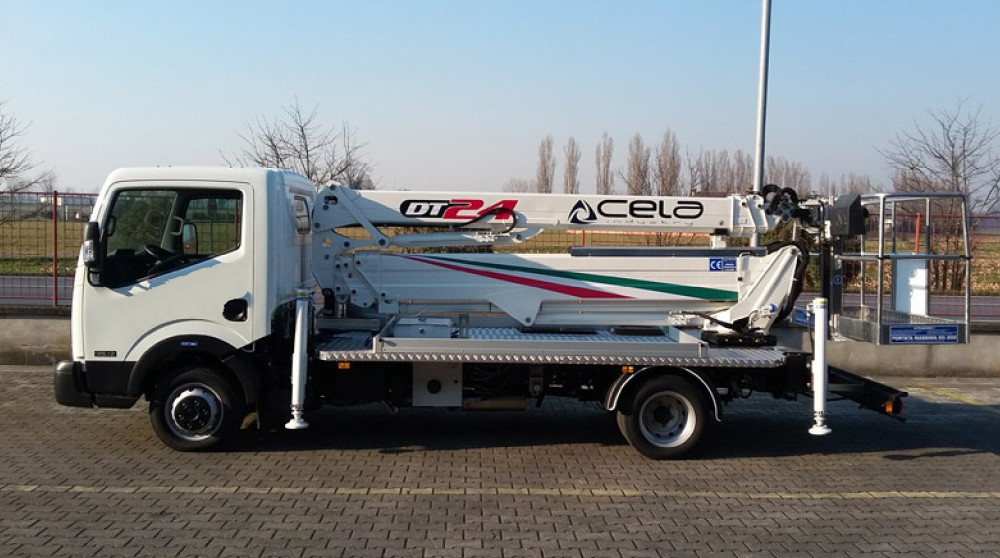PIATTAFORMA AUTOCARRATA CELA DT 24 2016