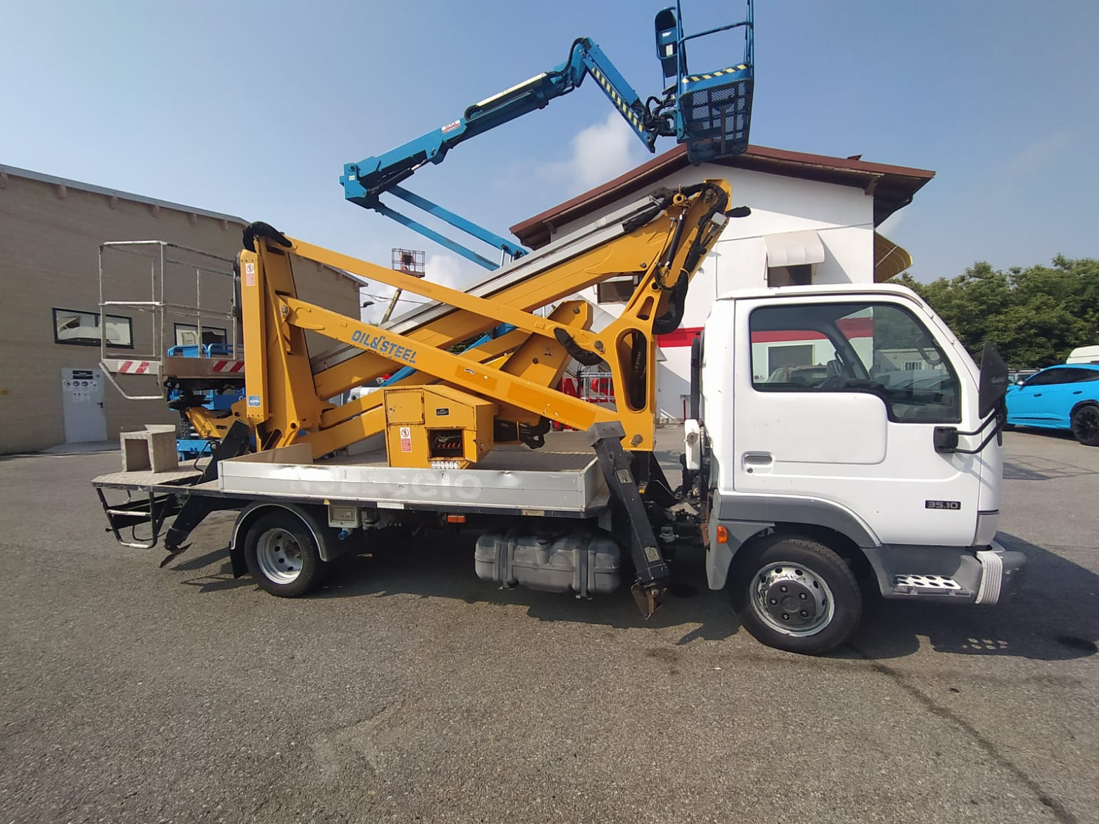 Piattaforma Autocarrata Oil Steel 2190 Metropolis
