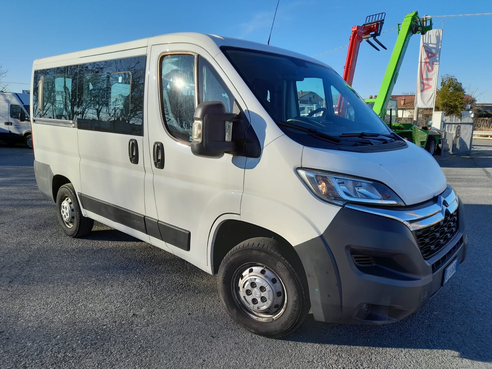 MINI BUS 9 POSTI