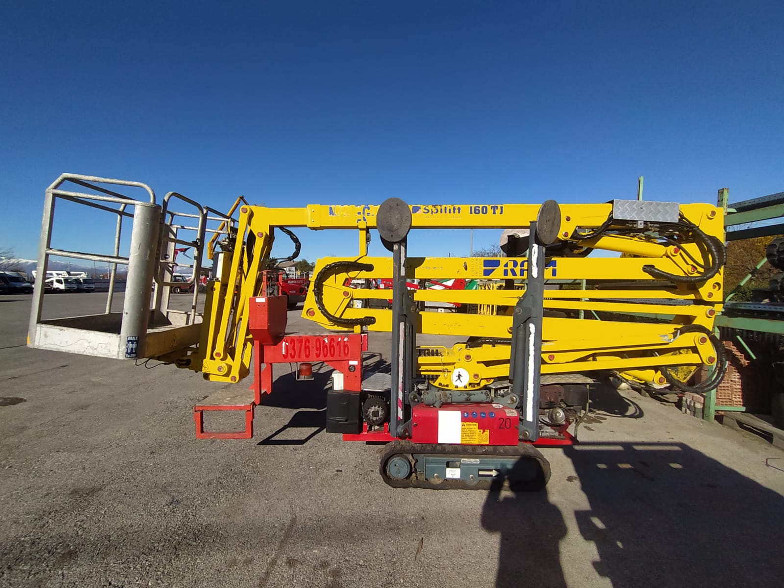 Piattaforma ragno cingolato RAM 160TJ