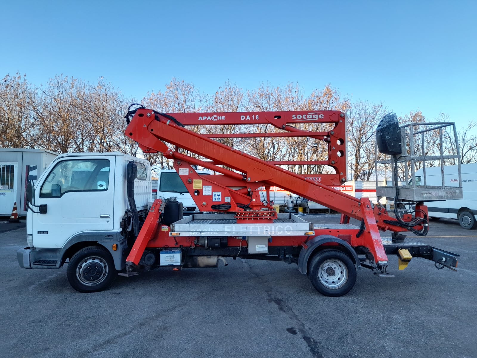 Piattaforma Autocarrata Socage APACHE DA 18