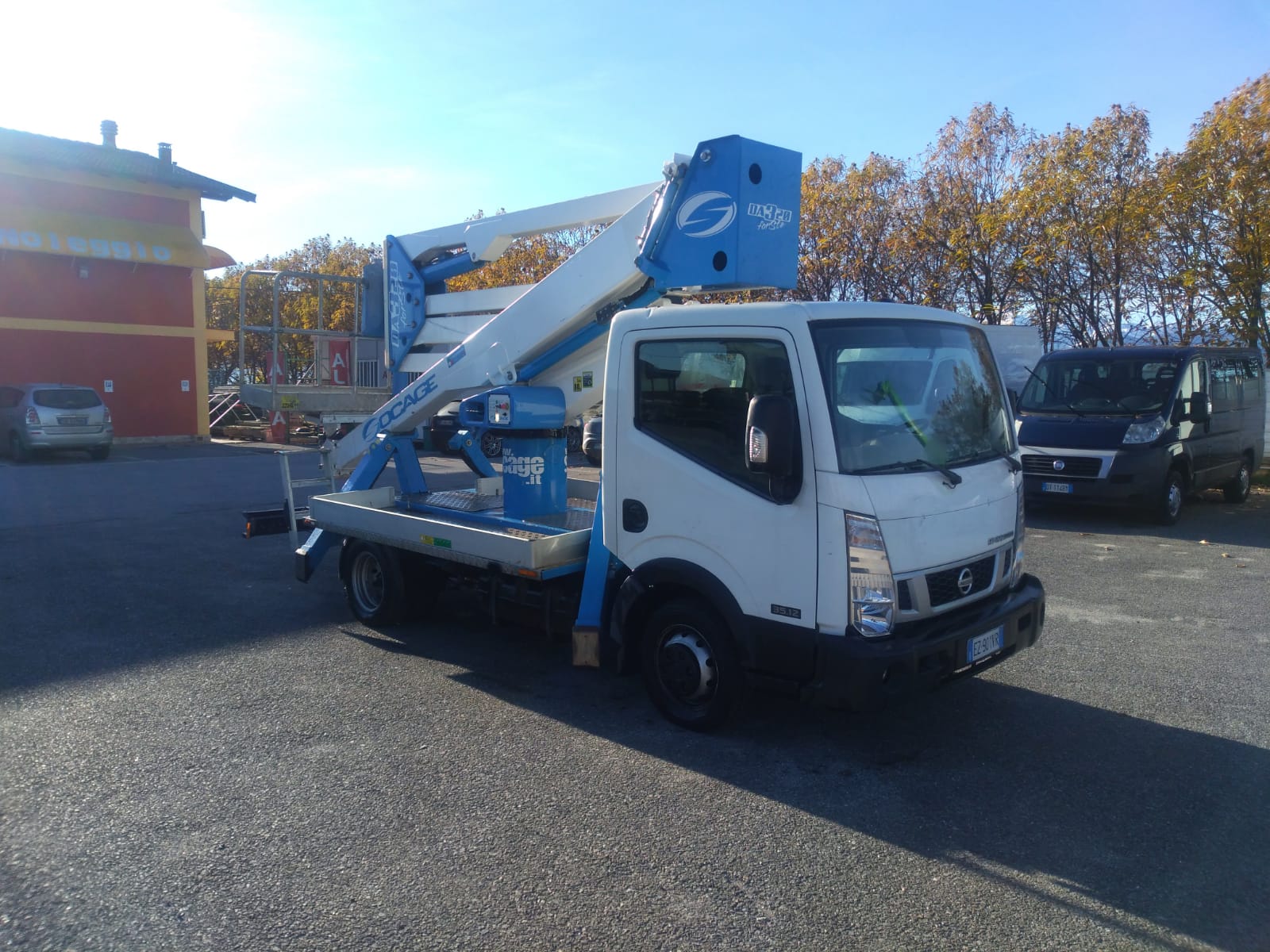 PIATTAFORMA AUTOCARRATA SOCAGE DA320 2015